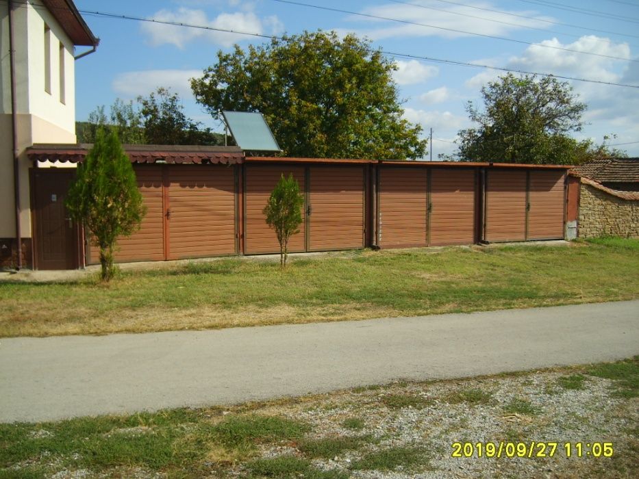 Продава се Къща в с. Пчелище, Област Велико Търново - 200 кв.м за 700 €/кв.м - Снимка #2