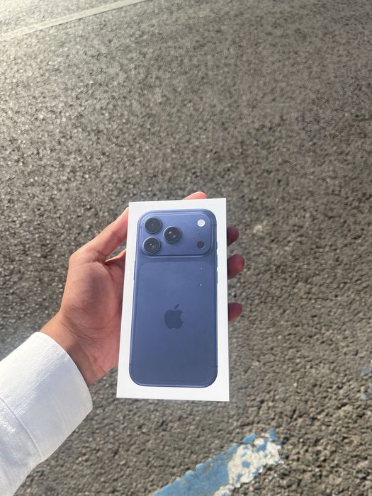 Продам Iphone 17 Pro 256гб E-sim New