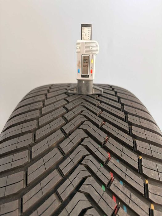 Set anvelope noi mixte All Season 245 45 R20 Continental All Season Contact 103W XL dot 4322 8.14mm