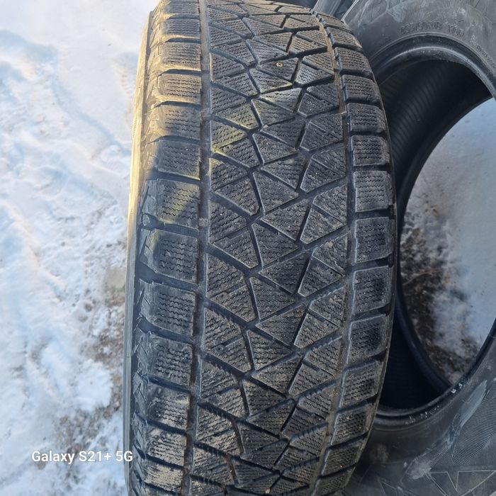 Шыны все сезонные (липучки)