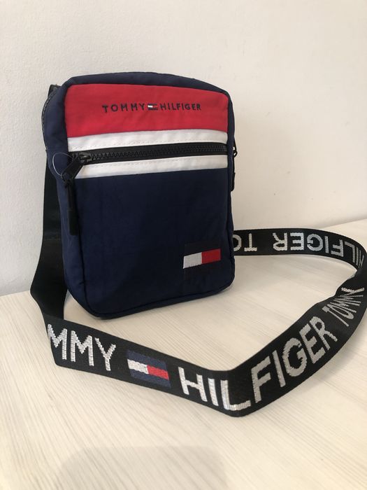Чанта Tomy Hilfiger,gucci,Calvin Klein