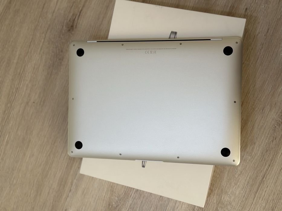 Продам macbook air