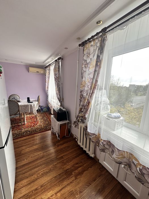 Продам теплую 3-комнатную квартиру