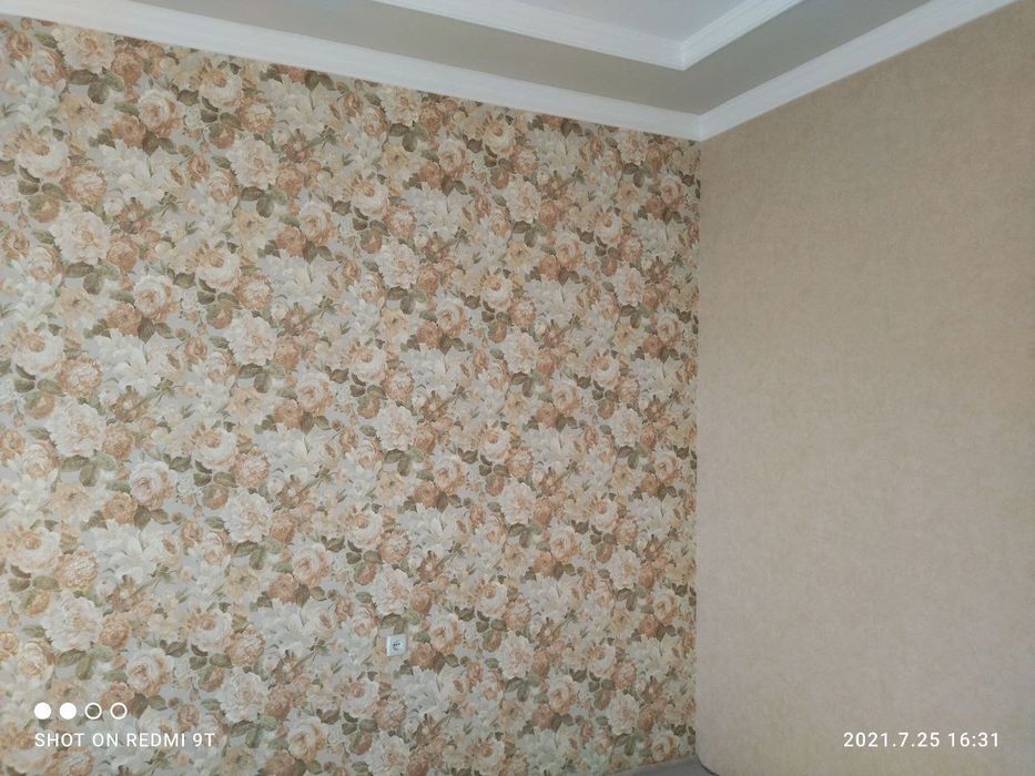 Поклейка обоев профессионально.