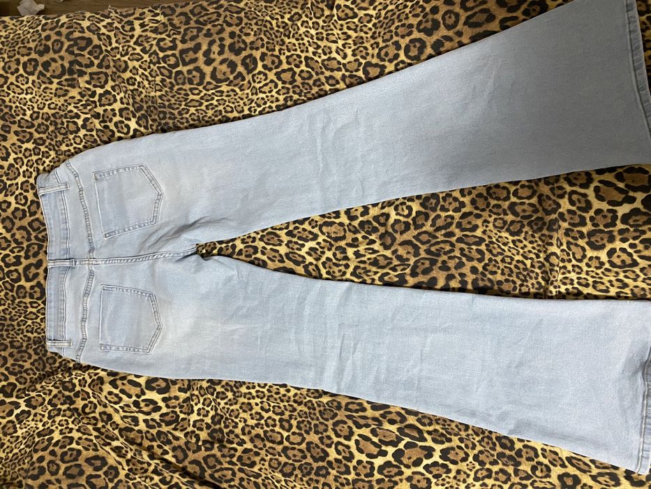 Blugi evazati albastri shein