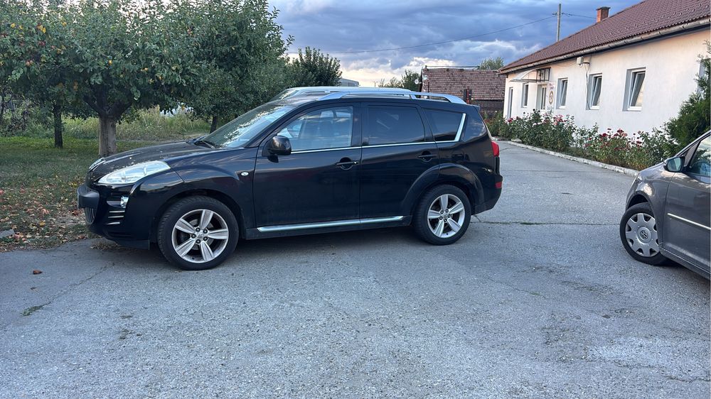 Peugeot 4007 diesal 7 locuri ,   4+4