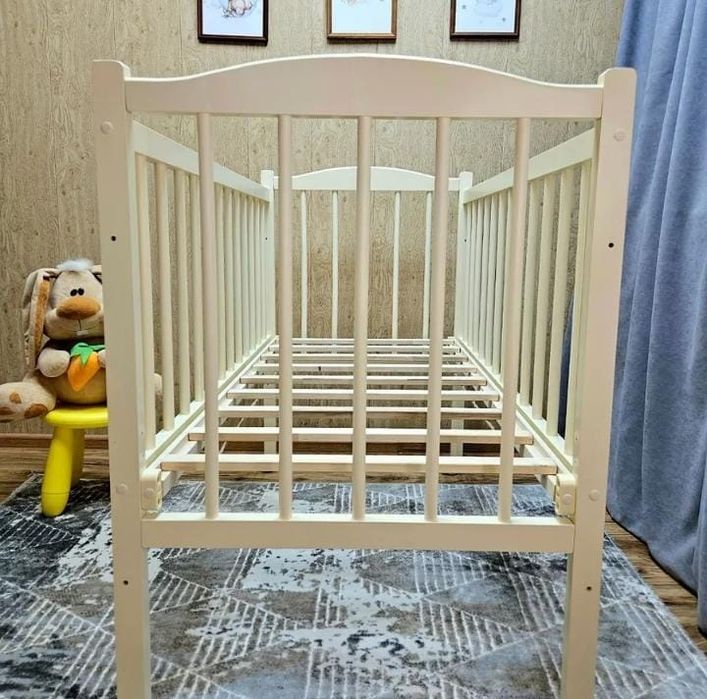 Кроватка детская с матрасом