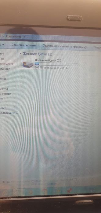 Продам ноутбук lenovo сумка мышка в подарок