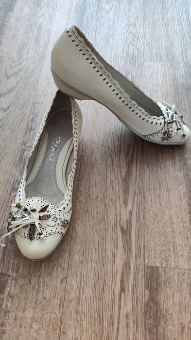 Продам обувь из натуральной кожи