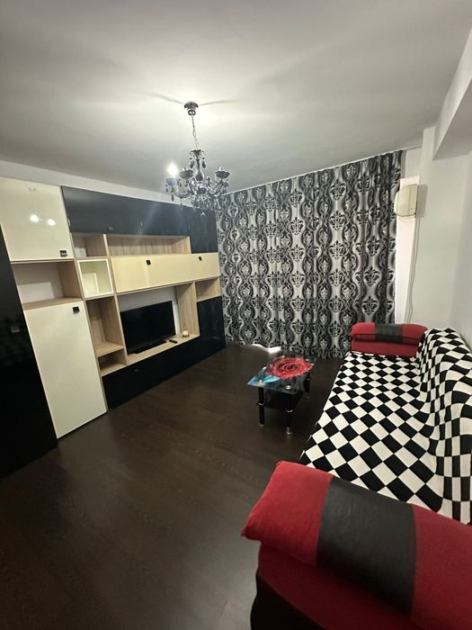 Ofer spre inchiriere apartament cu 2 camere