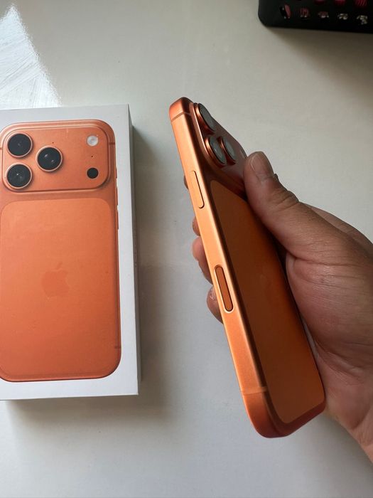 Iphone 17 pro 256gb на 3 дена
