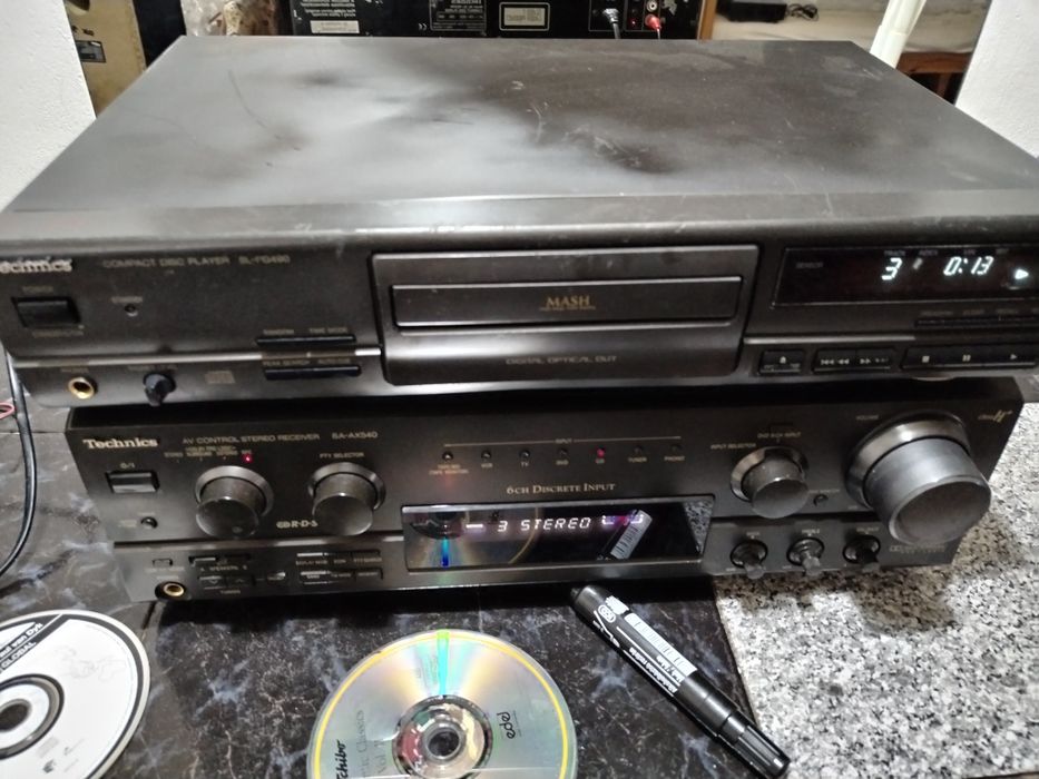 Cd deck Technics sl-pg490