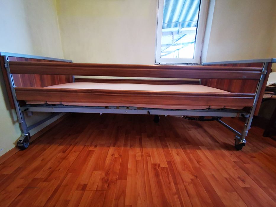Pat spital , pat electric ,pat ingrijire batrani