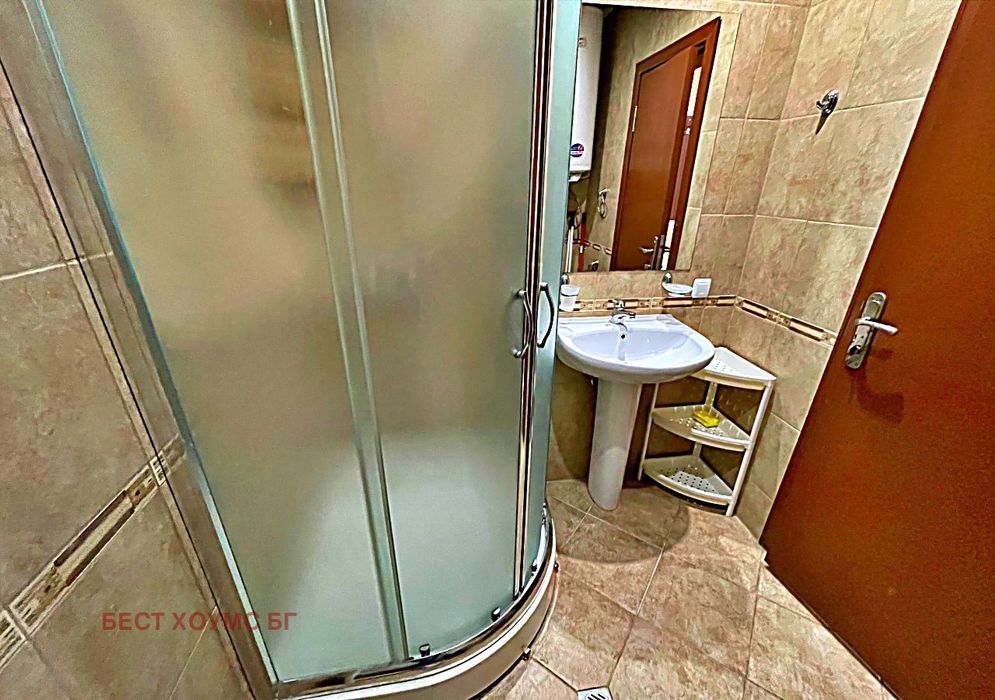 Продава се Двустаен апартамент в Свети Влас - 58 кв.м за 1087 €/кв.м - Снимка #4