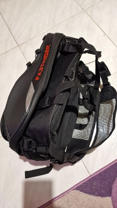 Раница за пътуване