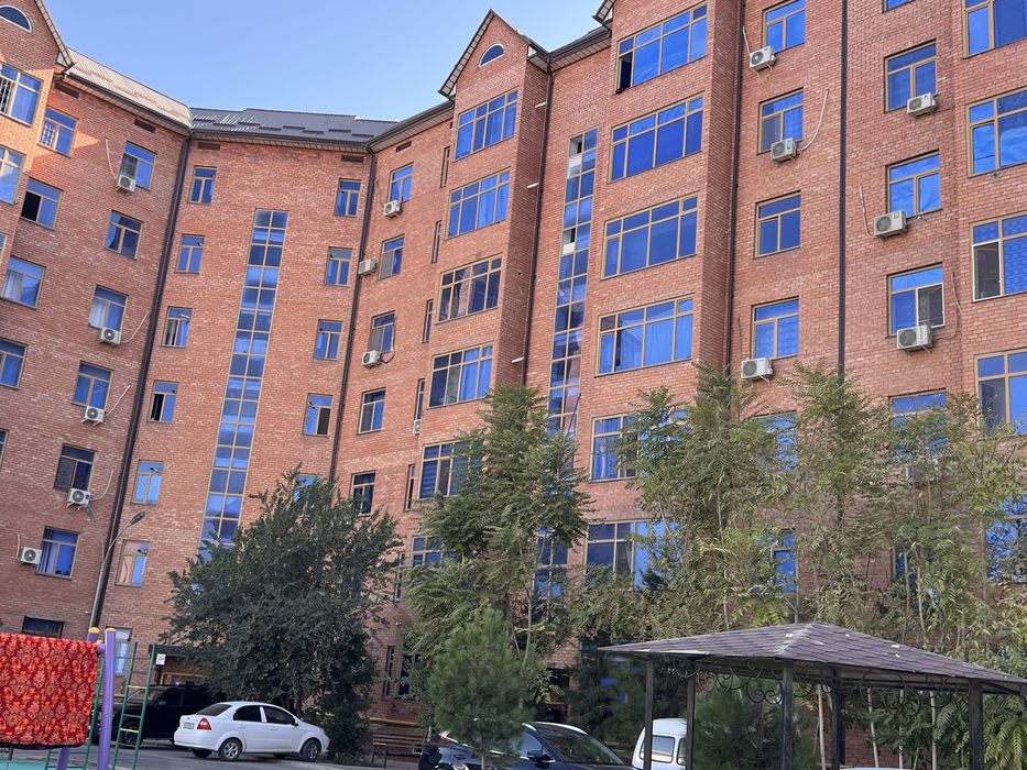 Ижарага берилади. Ширин автосалон олдидаги Зарафшон доми 2 хонали