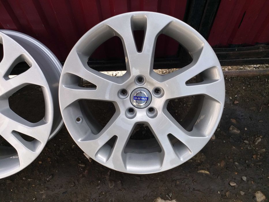 Jante R17 VOLVO C30 C70 S40 V50 S60 V60 V70 S80 Xc70 Model Talos