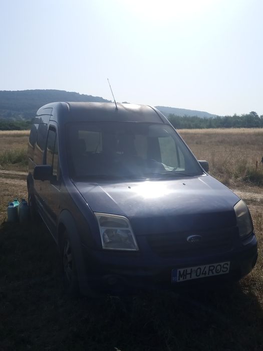 Vând ford tourneo conect perfect funcțional acte valabile ofer fiscal