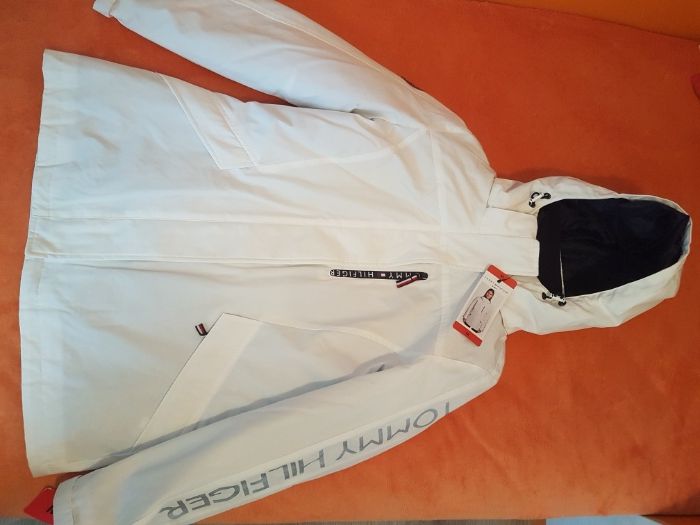 Tommy Hilfiger 3-in-1 дамско зимно якета(2 якета в 1) ОРИГИНАЛНО М