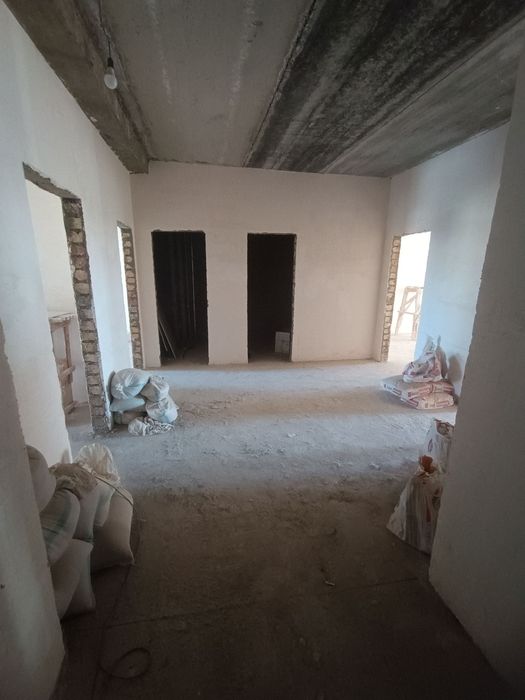 Zarafshon 12-mikrorayon | 3 xonali | 102 m² | Novostroyka