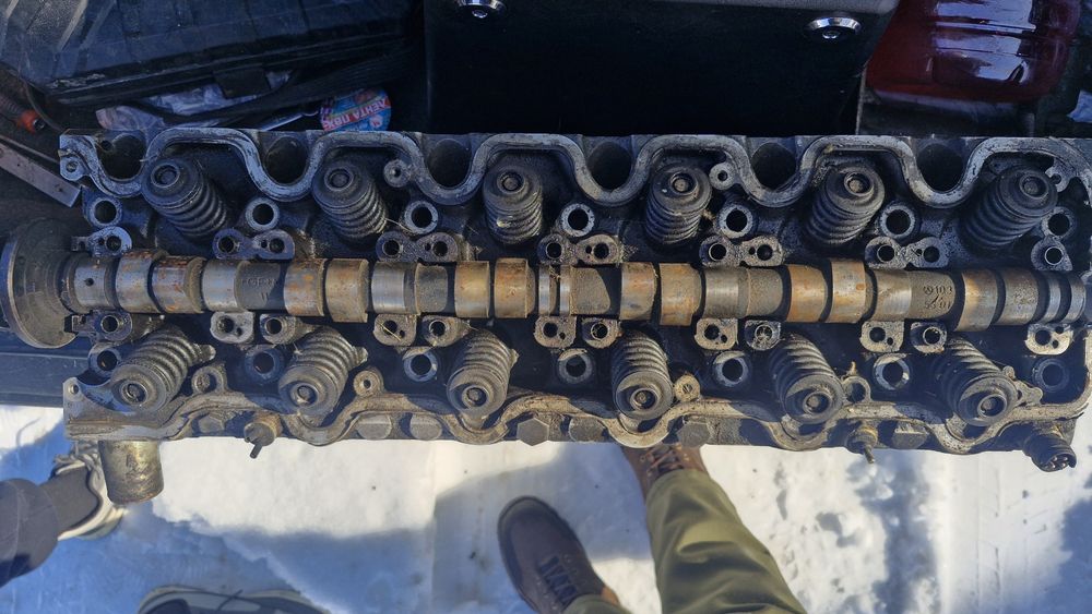 Головку блока цилиндров