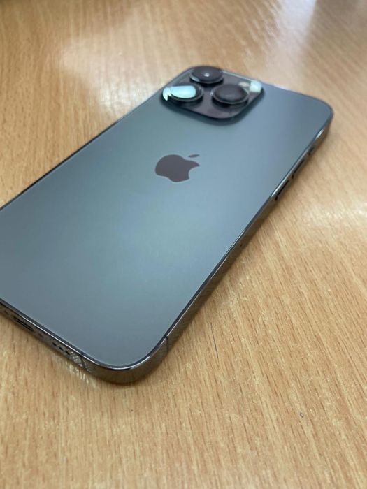 Продам Айфон 13 про на 128гб