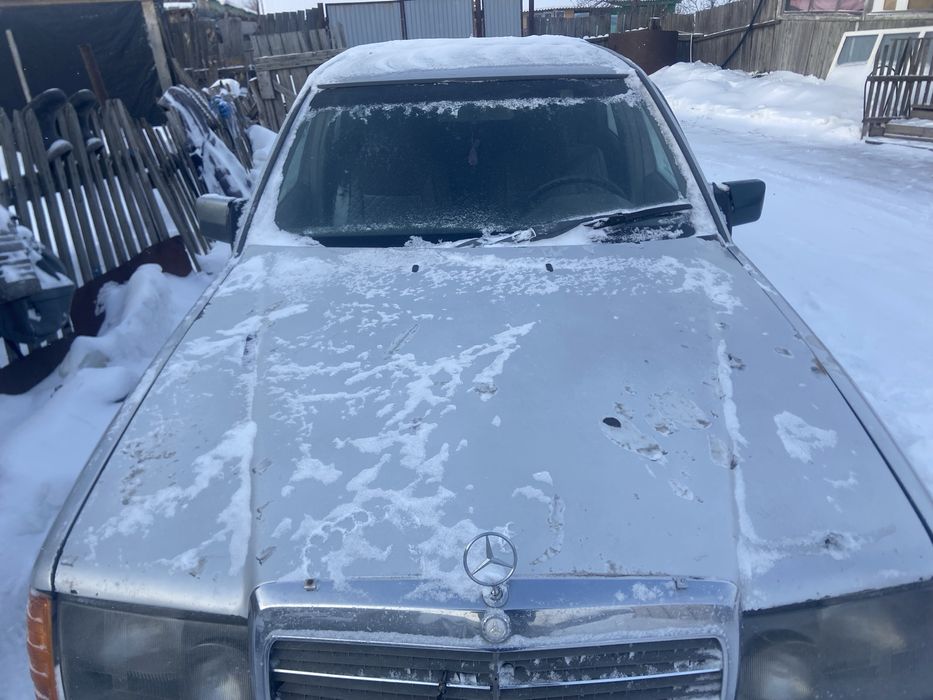 Продам мерседес е260 в хорошем состояние