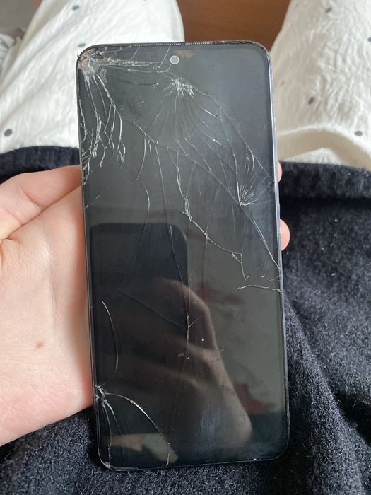 Телефон на запчасти