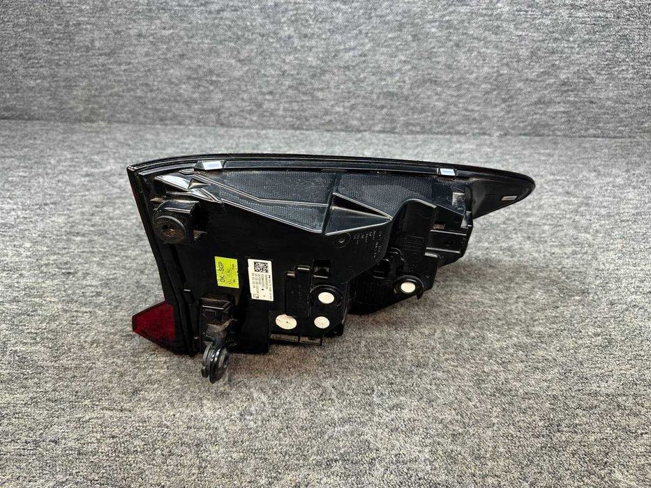 Stop aripa stanga BMW X1 U11