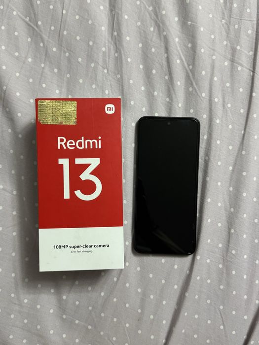 Смартфон Redmi 13, черный Б/У