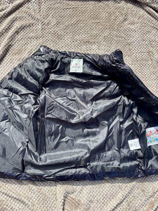 Оригинална грейка на Moncler черна