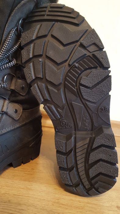 Ботуши мъжки и женки