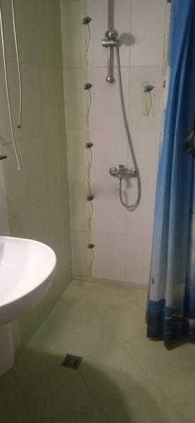 Двустаен апартамент под наем в ж.к. Братя Миладинови!