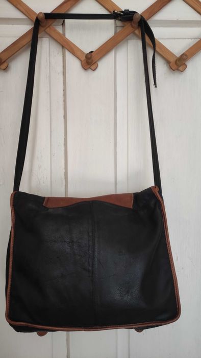 Кожена бизнес чанта в кафяво и черно