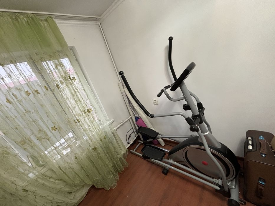 Эллиптический тренажер