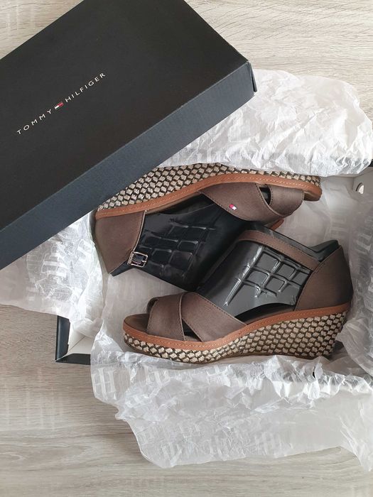 Sandale cu platforma Tommy Hilfiger