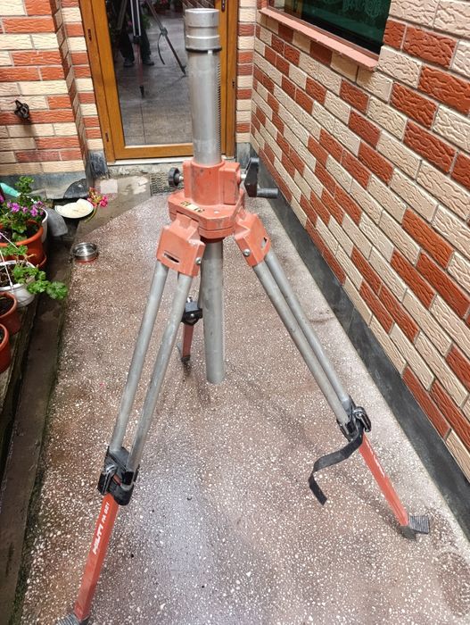 Trepied laser hilti