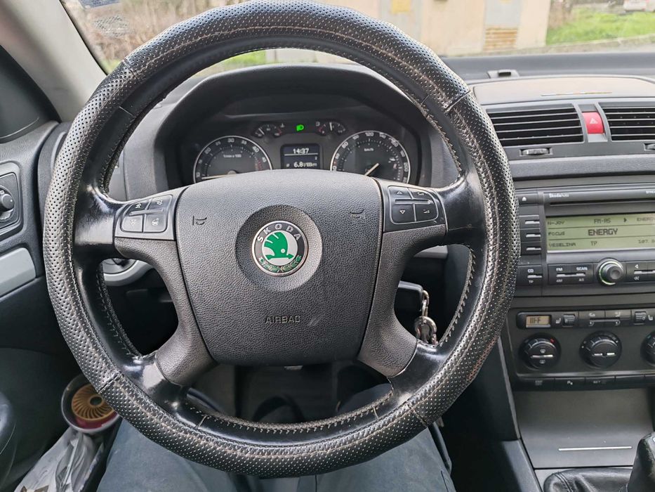 Продавам Шкода Октавия 1.9 4х4 6.ск