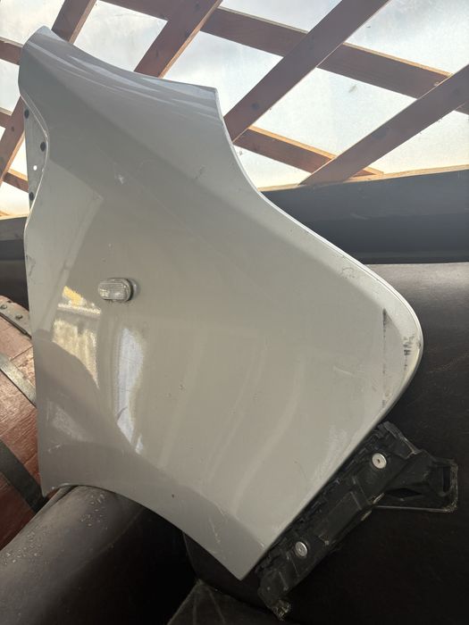 Aripa dreapta renault trafic 3