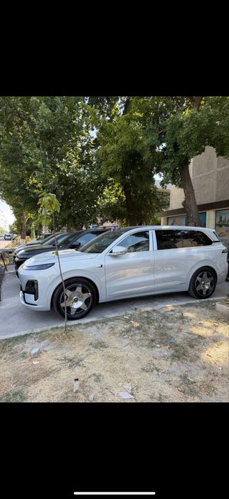 Deepal s09 ultra plus full Stalnoy rangi bor bor Natarius