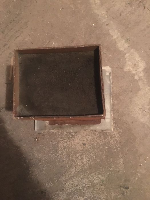 Aerisire pentru cămara,magazie etc