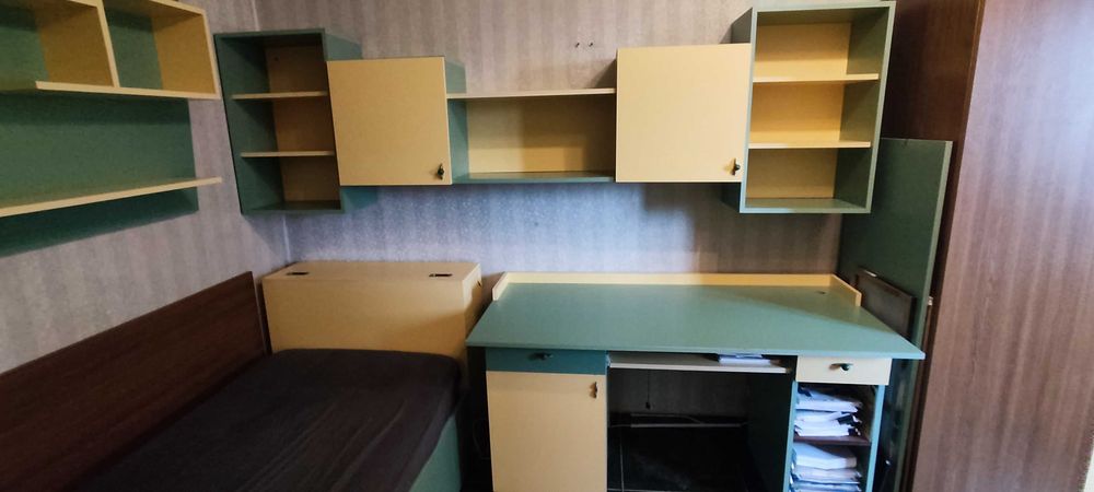 Vand mobilier tineret