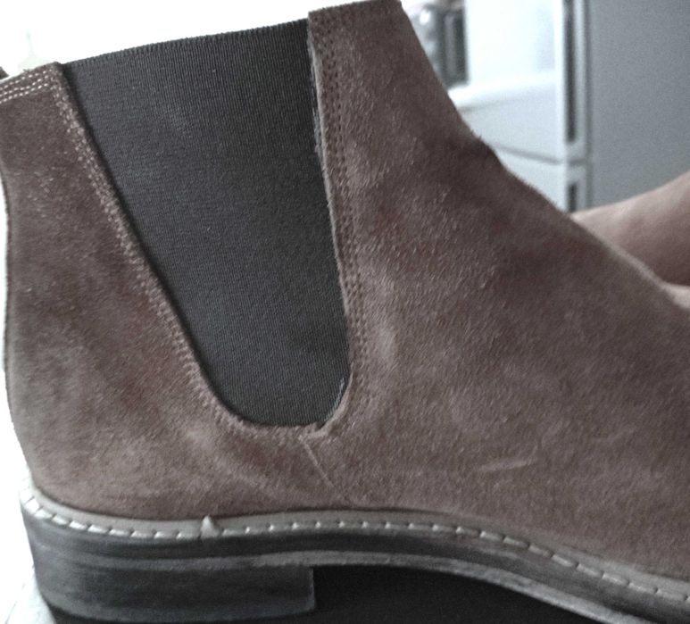 Ghete cu elastic, nr.42, din piele intoarsa maro, Italia