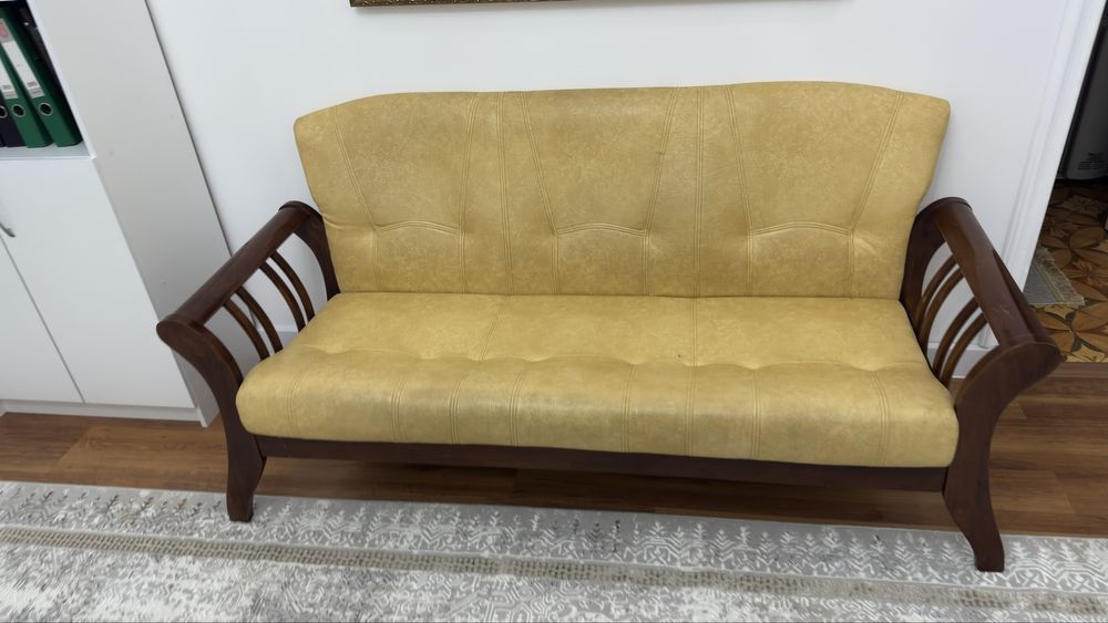 Диван тройка для гостинной