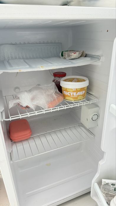 Холодильник маленкий