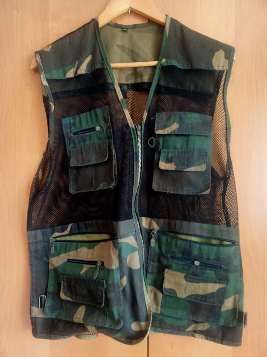 Желет с карманами