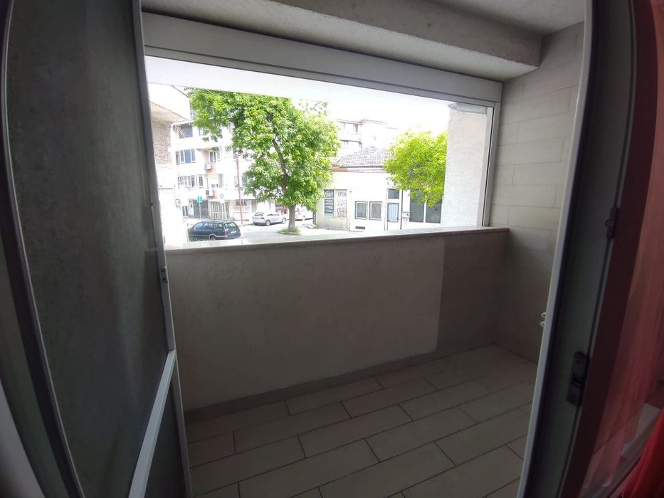 Дава се под наем Тристаен апартамент в Варна, Бизнес хотел - 97 кв.м за 663 € - Снимка #6