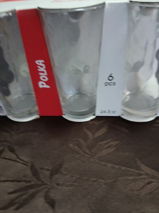 Два ком лекта чаши за вода