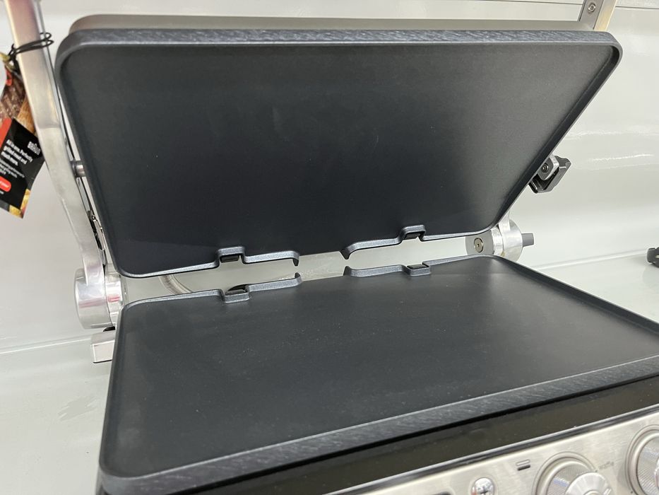 Гриль Braun CG9047