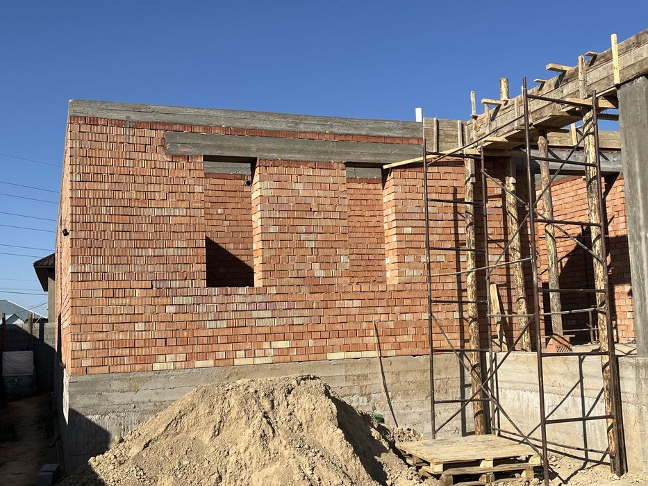 Строительный бригада